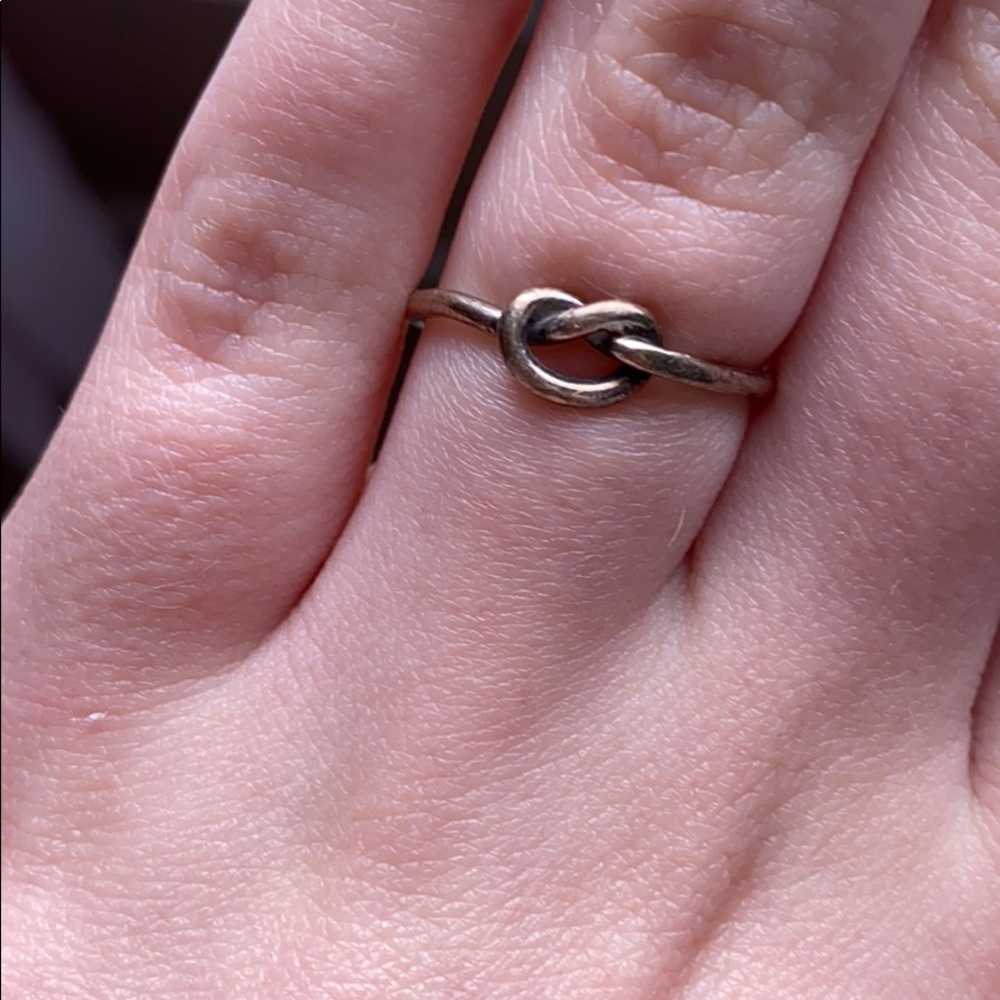 Knot ring - Picture 2 of 3